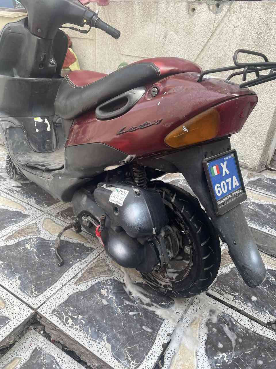 السلام عليكم دراجه ساسوكي ياباني سرعه ٦٠للبيع الدراجه تخبل شلعه ومعدل تعليك مكينه خرس ابلاد ممفتوحه كهربائياته كله شغاله نكره سلف وهندر بكل وكت السعر٢٠٠قفل قفل الرقم *********** المكان حي الجهاد
