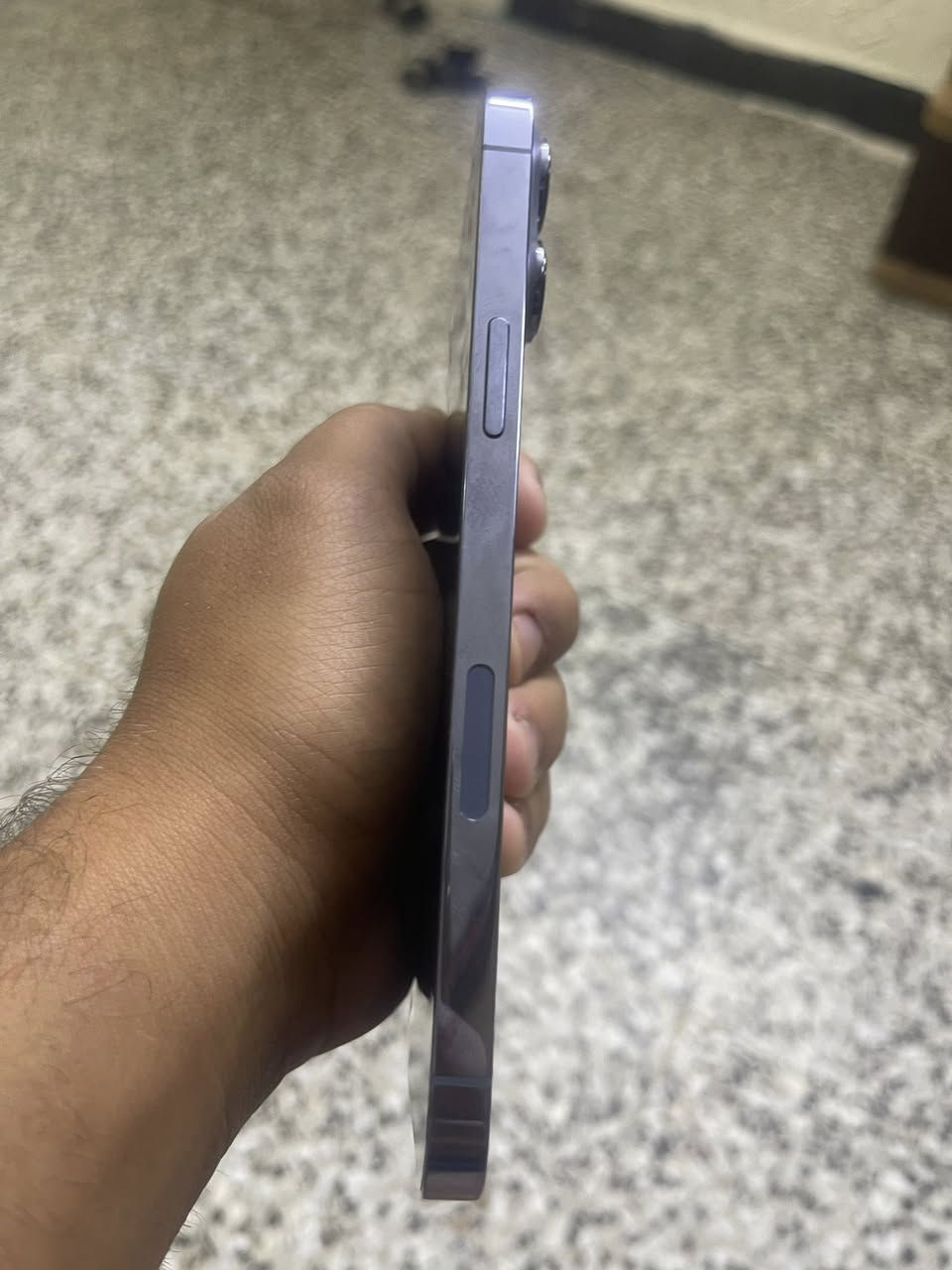 جهاز 13 برو ماكس ذاكره 256 جهاز نضيف نضافته فول لاطخه ولاضربه جهاز وتر مامبدل اي شي بطاريه 87السعر 700 وبي مجال 
***********
