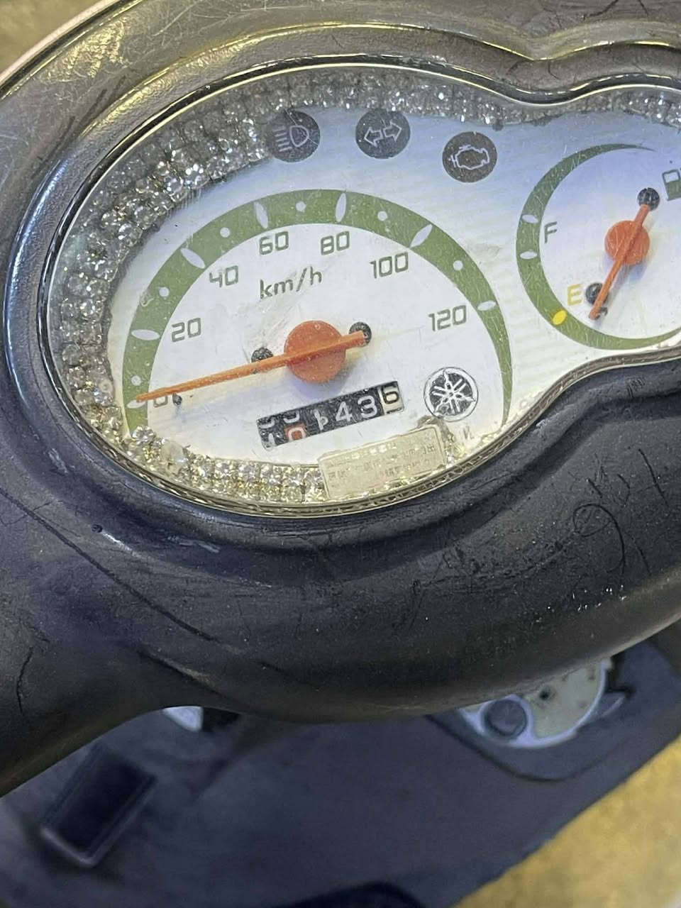 السلام عليكم شباب فله للبيع مديل١٢
رمبه الدراجه علا ايدي شخط مابيه ماشيه الف ختم واحد كله منطول لطول كفاله عامه صارله٨ ايام منزليه سبب ضرف اريد ابيع رقمي ***********
