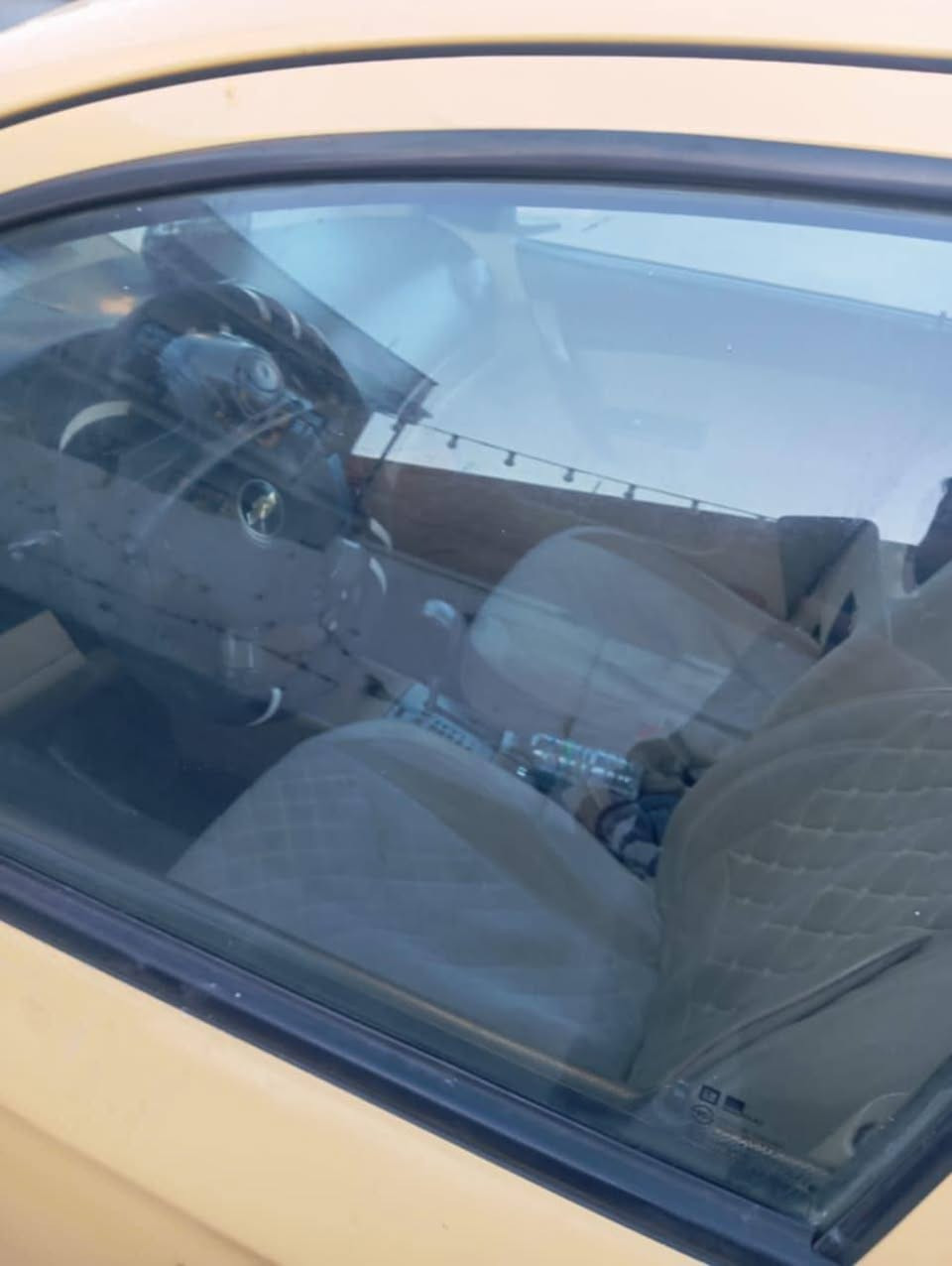 افيو تكسي🚗
موديل 2011👋
رقم بغداد مشروع وطني🙋‍♂️
كاربون بانزين ⛽
كير اوتوماتيك👋
شرط التحويل  👋
محرك وكير شرط 👋
تدفئة وتبريد شرط 👋
بدون ضرر مكفوله👋

#السعر-65$💸 وبيها مجال 
 العنوان.#مكتب_ريسان_لبيع_وشراء_السيارات (#موصل_الجانب_الايمن_حي17تموز_سايدين_الاقتصادين_مقابل_قطاع_الربيع) 
#اوقات_العمل⏲️ موجودين بالمكتب من ساعه10صباحاً الى الساعه 9مساءً 
ملاحظه يرجى الاتصال من الساعه العاشره  صباحاً الى الساعه العاشره مساءً 
للاتصال
📱***********
📱***********
#مكتب_ريسان
