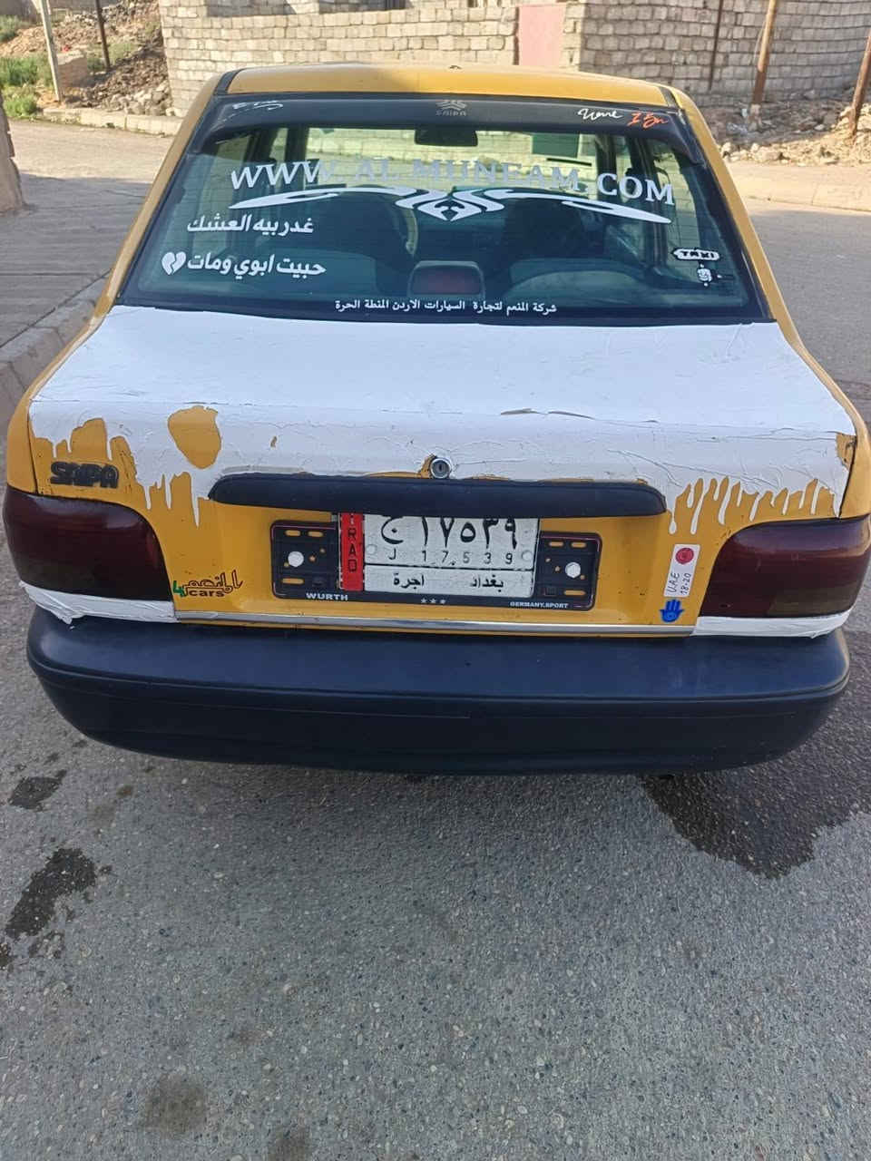 السلام وعليكم اخوان عندي سايبه نضيف مال رزق للبيع ترهم قصد سياره جاهزه عنوان السياره موصل اليسر حي النتصار رقم الهاتف واتساب ***********
