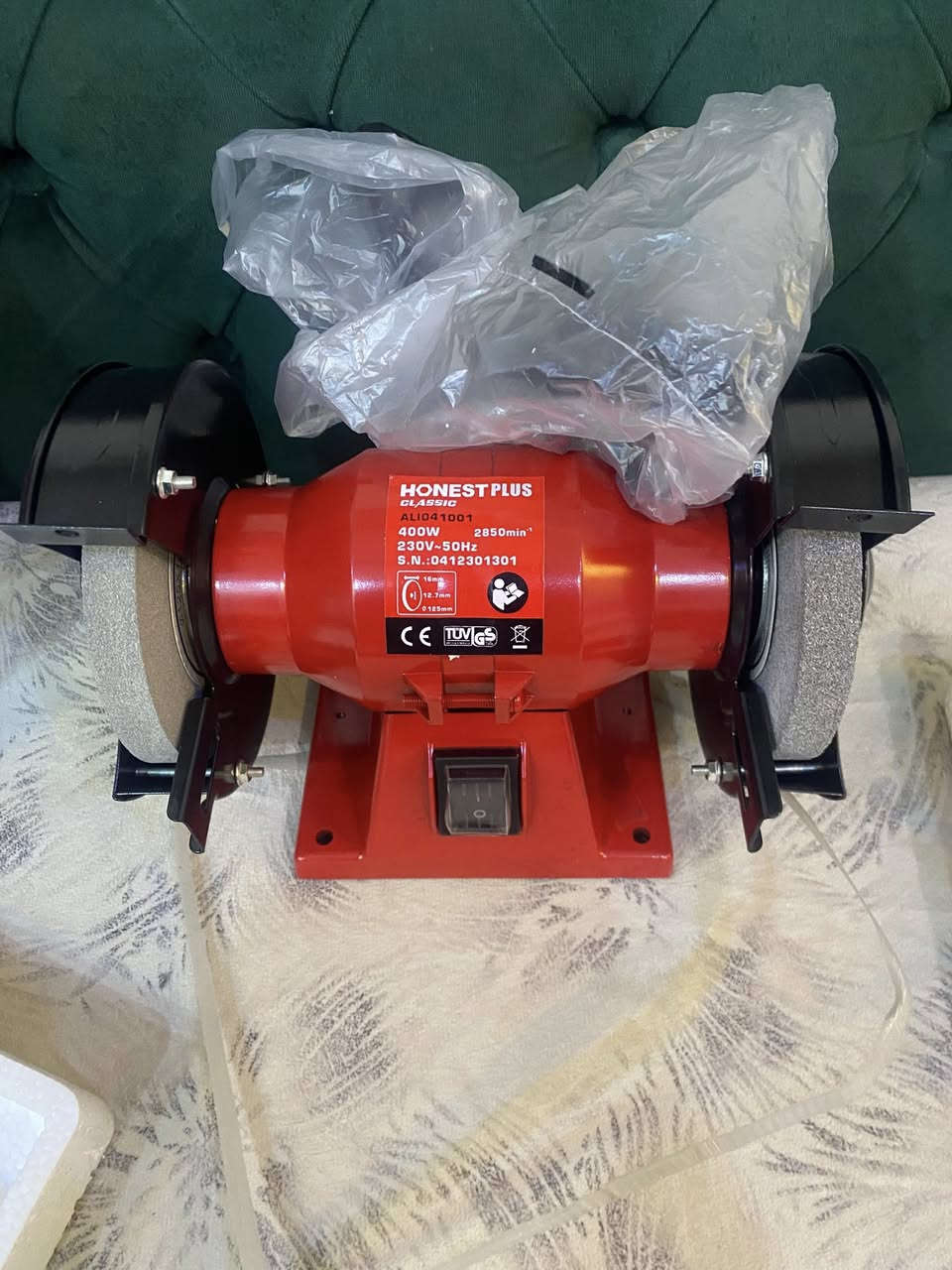 السلام عليكم عندي كوسره ثابته جديده لبيع السعر 50 الاستفسار ***********
