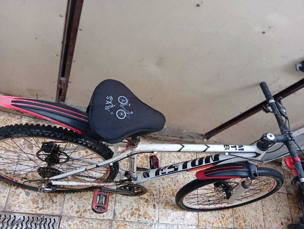 حجم 28 
مكاني البياع 
سعر 70 الف


**إذا كنت صاحب هذا الإعلان وتريد حذفه لأي سبب، رجاءا أرسل رسالة إلى الدعم الفني**