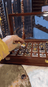 قطعة عملاقة من الجزع البقري قديم مثقوب
صياغة يدوية فوق الثقيل مقاس "25"
***********
