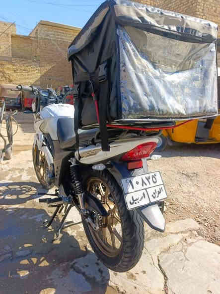 السلام عليكم دراجة RK موديل 2024  مكفوله كفاله عامه شهر 10 محرك 200 سي سي مرقمة اربيل بعدهه بسم الشركه كبل تحول مباشر دراجه نضيفه برغي ما مفتوح بيهه مكاني بغداد الشعب السعر مليون و750 الرقم ***********
