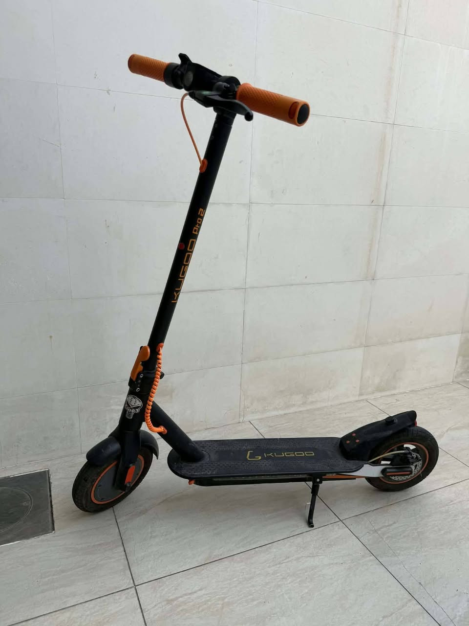 سڵاو ئەو سکۆتەزە ماڕکەی  KUGOO pro2 زۆر کەم ئیشی کردوە وەک نوێ وایە بۆ فرۆشتن نرخ 270 هەزارومامەڵە هەولێر ژ.م ***********
