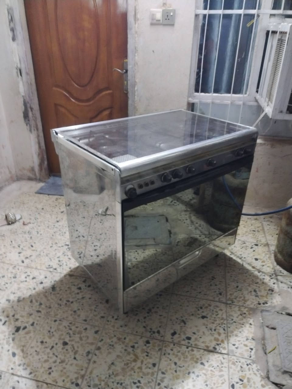 طباخ مصري كريازي للبيع السعر 250 بعقوبه التحرير الرقم ***********
