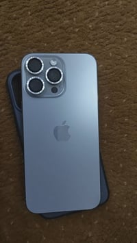 ايفون 15برو ماكس نموذج m الذاكرة 256 بطارية 87 مكفول من كلشي فقط بي طخ...