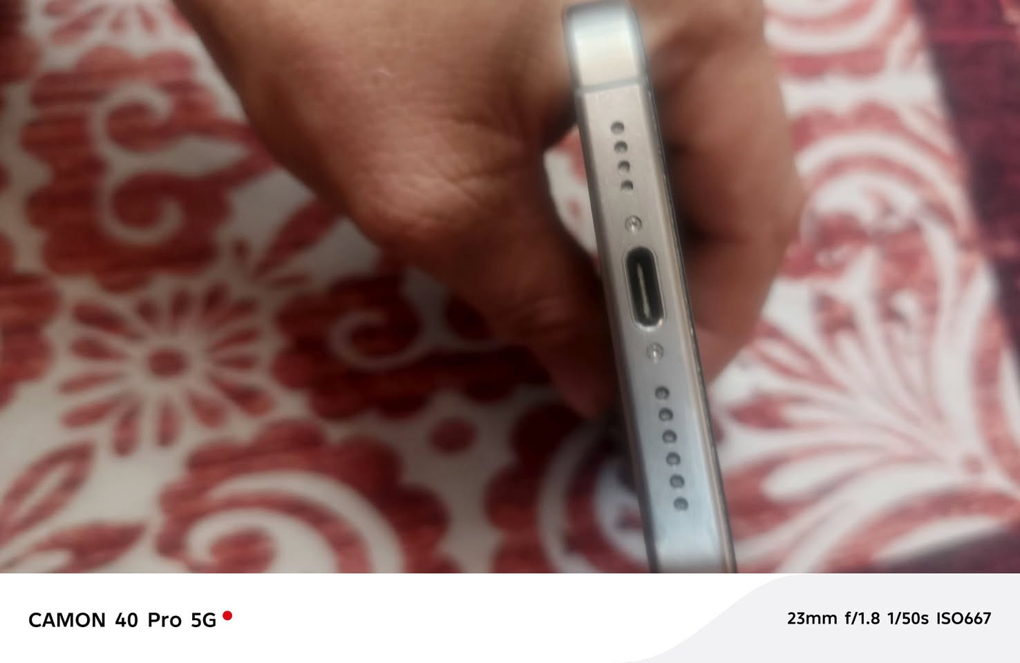 سلام عليكم ايفون 15 برو ماكس ذاكره 256 بطاريه 88 جهاز بلادي مامفتوح نضيف وكلشي شغال مراوس  13او بيع


**إذا كنت صاحب هذا الإعلان وتريد حذفه لأي سبب، رجاءا أرسل رسالة إلى الدعم الفني**