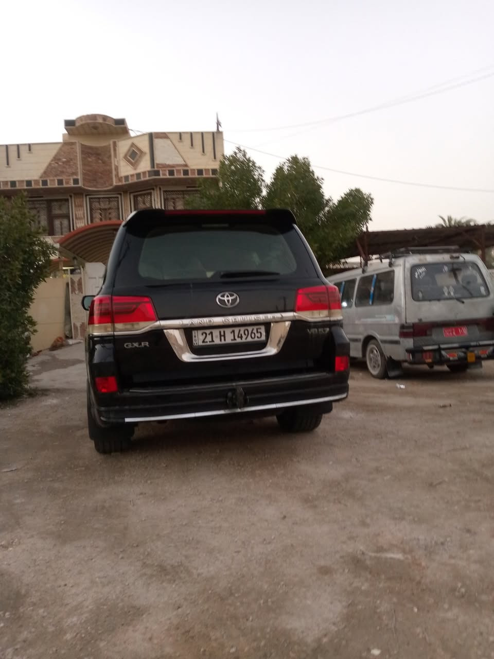 السلام عليكم الاندكروز 2009محدثه 2021رقم سلمانيه
سياره نظيفه محرك كير بلدي سياره نظيفه اي 
ضربه مابيه السعر 240وبيه مجال العنوان السياره كربلاء المقدسه حي الحر الشراي يتصل على الرقم ***********
