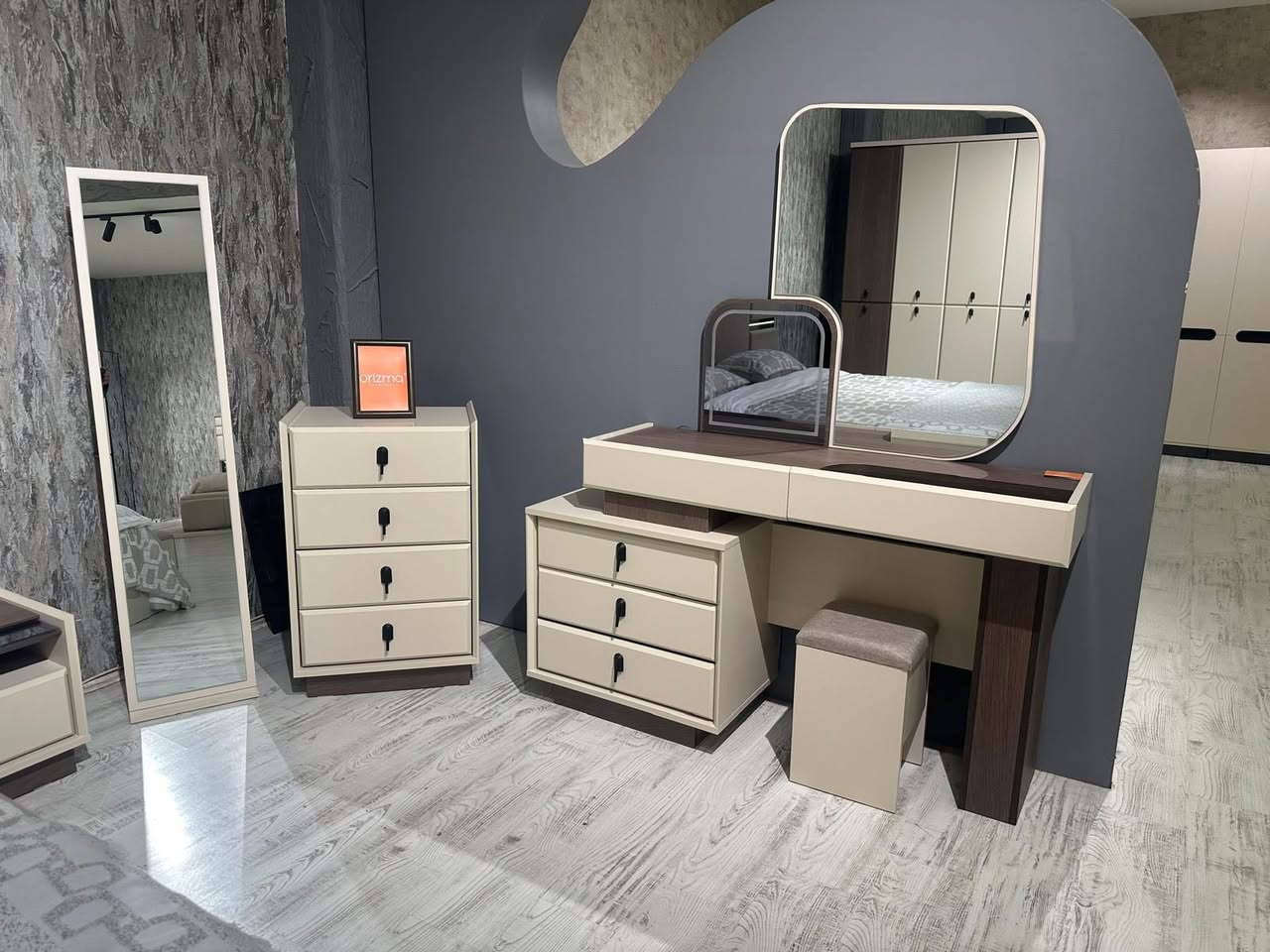 داشكاندن

ژروي نوستن 10 پارچه توركي جیات دەکاتەوە لە ھەموو چواردەورت شاھانەی بە ئاسانی بەدەست بێنە.

ناو نيشان:
•هه ولير  :كوگاي سه ر ريگاي گوير 

***********
_________________________
تخفيضات خاصه

 غرفة نوم  10 قطع تركي تفصلك عن جميع ما حولك ، امتلك الفخامة بسهولة.

العنوان
اربيل:مخازن طريق كوير 

***********

#هەستی_ديدوم 

غرفة نوم 10 قطع￼تركي سوف تفصلك عن كل من حولك.

العنوان :
•اربيل مخازن طريق كوير 

***********
_________________________

 غرفة نوم 10 قطع تركي  تفصلك عن جميع ما حولك ،امتلك الفخامه بسهوله

‏ملاحظة البيع والشراء اون لاين فقط 
 للحجز والاستفسار عبر الأرقام التالية او مراسلة الصفحة 
   
📞 *********** واتساب 
📞 ***********￼ واتساب 
📞 *********** واتساب

￼
