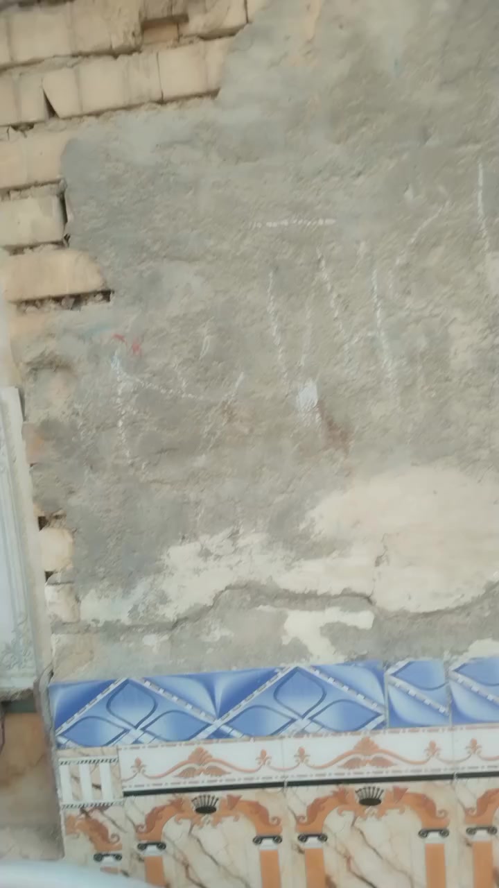 الدار للبيع العنوان الشطره الشارع خلف الملعب تلفون ***********
