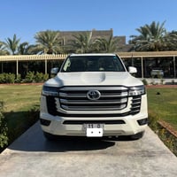 لاندكروز GXR • ٢٠٢٥ • زيرو ضمان SAS