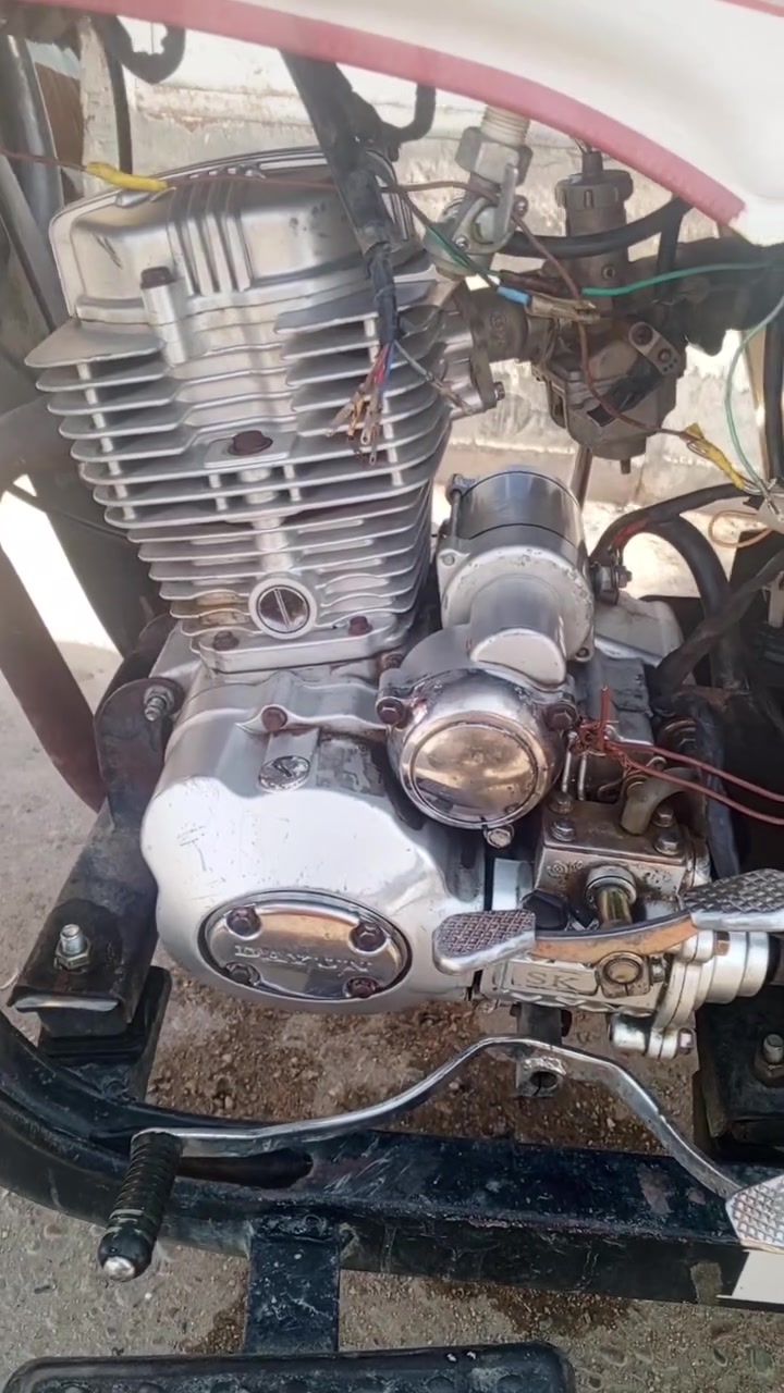 مكينه للبيع مفتوحه بس بستم عنوان حي الشهداء شغاله ما بيه شي شوفت عينك


**إذا كنت صاحب هذا الإعلان وتريد حذفه لأي سبب، رجاءا أرسل رسالة إلى الدعم الفني**