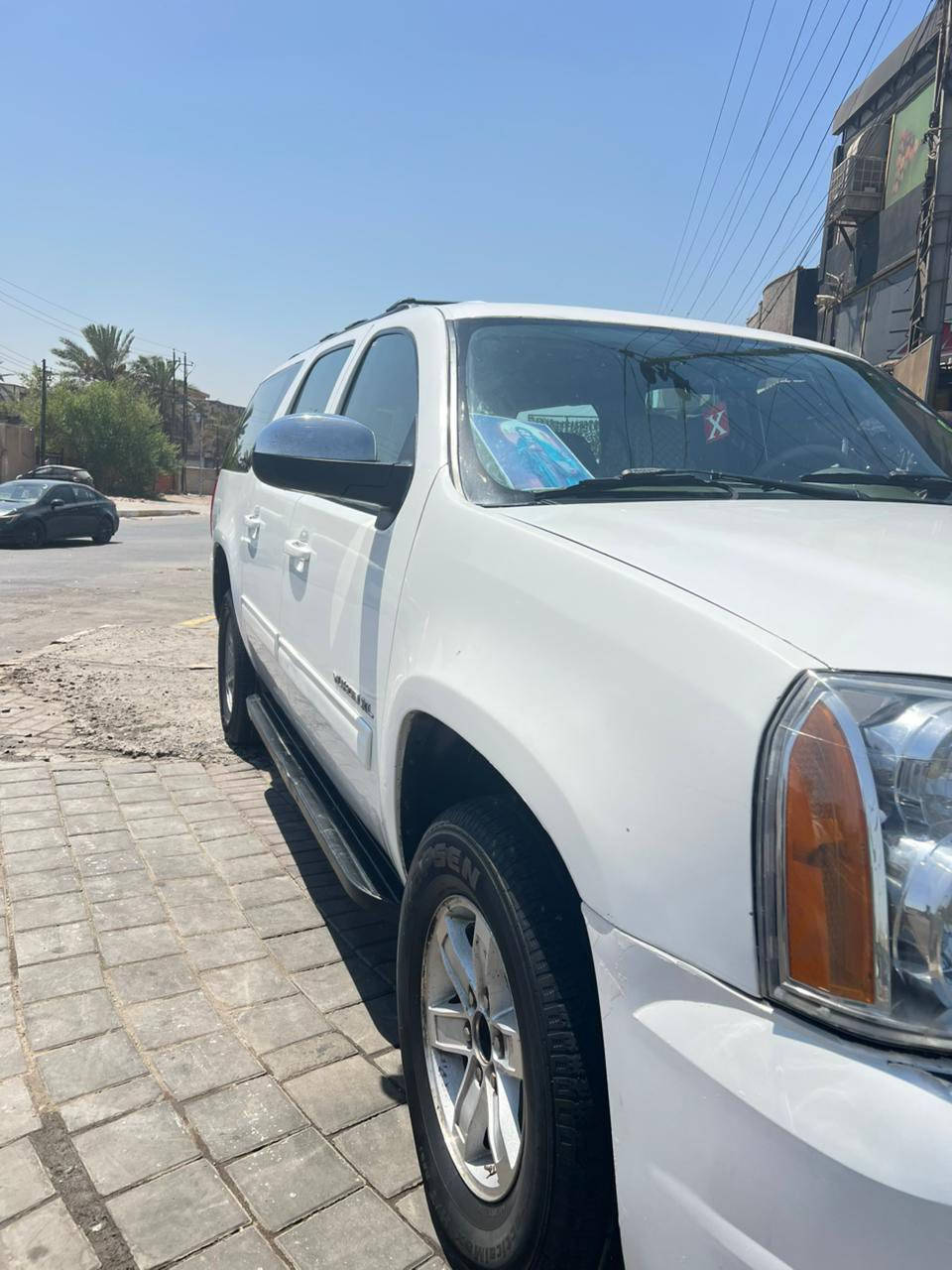 السلام عليكم للبيع يوكن طويله متومه 2011 السعر 70 مكاني البصره ***********
