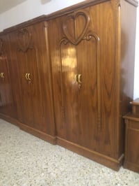 احبتي غرفة نوم صاج كامله كنتور ابو ٦ بيبان  العنوان بغداد  07710252319...