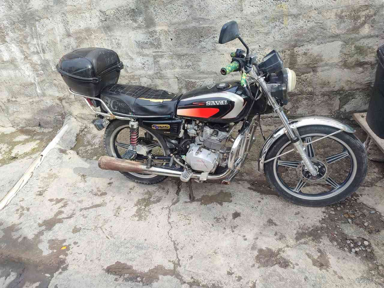 السلام عليكم ماطور سافين موديل 2020 منافيس موجود كهربائيات شغال تواير جديد ماناغصو شي السعر 295 الف ومجال حق الجيه بس الموشراي لا يراسل العنوان مام زاوة واتساب ***********
