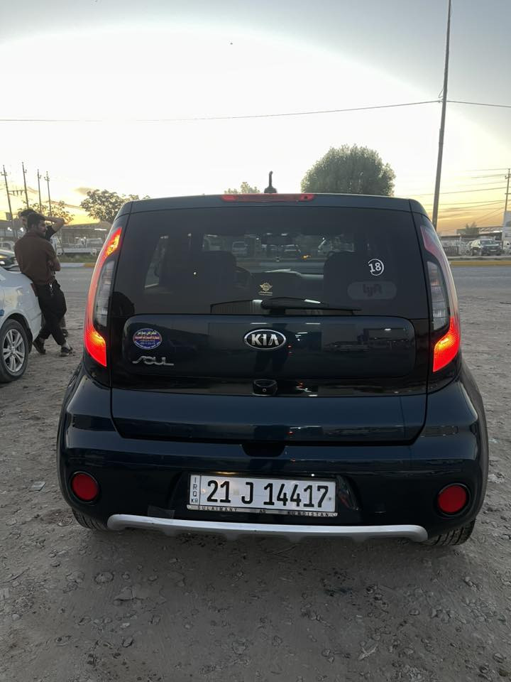 السلام عليكم 
صول 2018 لون حبري واردامريكي  
محركها 2000
شاشه تحكم بلمري ماشيه 86الف السياره نضيفه
ضررله فقط ربع البنيد كفاله محرك كير حداديه 
كلشي جديد والباقي موضح بلصور
السعر 130وبيها مجال 
***********متواجد واتساب وعلى الخط
