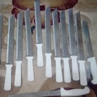 قامات عدد 13 كلش حادة  قياس 40 سم طول سعرهم 30 مع التوصيل للحجز 078846...