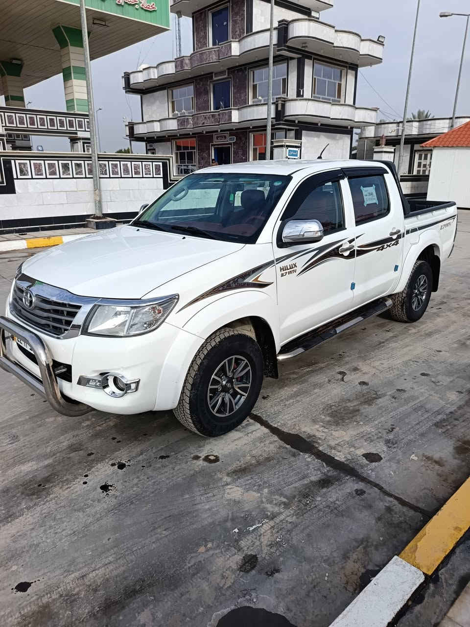 فورويل كير عادي 2015
بيه شبر صبغ الجاملغ الامامي الايمن بدون فتح 
باردبسيط يم الدعاميه الخلفيه
السياره بسمي
تحويل او  وكاله
***********
