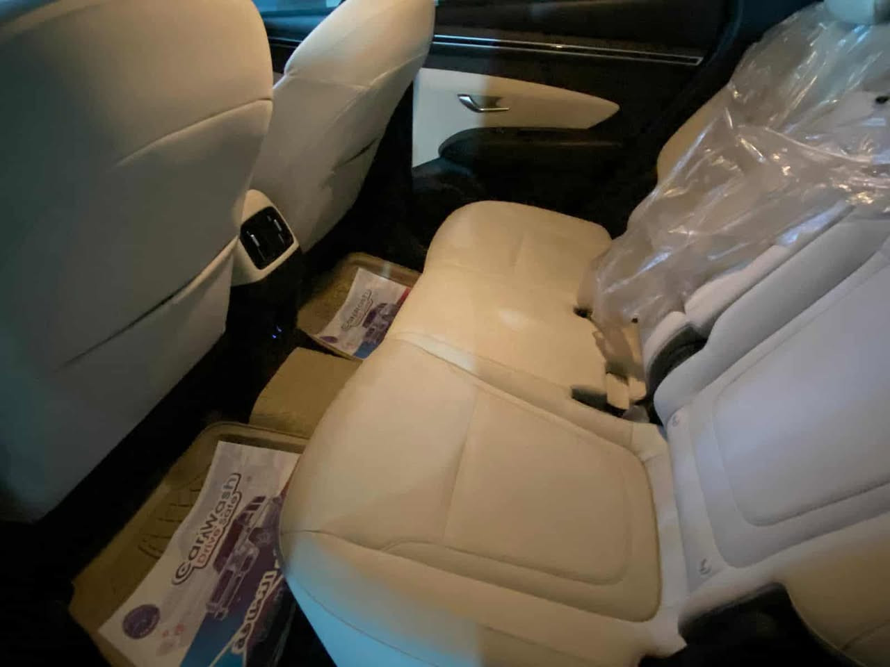 هيونداي توكسان (2023)
السياره مكفوله من الصبغ والبارد كفاله عامه السياره  ..السونار مرفق بل منشور 

📏 ماشيه 40 ألف

🔑 بصمة

📺 شاشة كبيرة

عداد دشدل  

📷 كاميرا دوّارة

💺 كشنات كهرباء

🔔 إشارات بالمرايا

🎛️ تحكم ستيرن

💡 LED ليلي ونهاري

🅿️ سايد بريك بصمة

❄️ تبريد قطعتين

📱 شاشة تدعم CarPlay

🔌 شحن وايرلس 

🚀 بصمة تشغيل

🚪 بصمة أبواب

تشغيل عن بعد 

✨ إشارة ترحيب عند الاقتراب

📮 السـعـر ✅ 216وبيه مجال للشراي 

مكان تواجد السيارة: واسط العزيزيه 

رقم الهاتف***********
