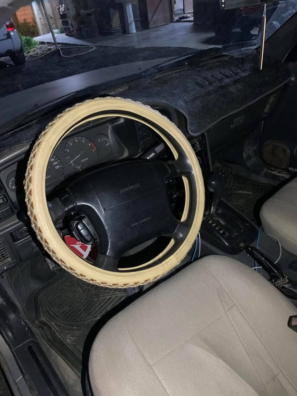 السلام عليكم
دايو برنس للبيع موديل 94
رقم بغداد 
كهربائيات كله شغالة سيارة بلادية كير ومحرك حاوية خير من الله محرك 2000
السيارة مكفولة من لكص ولكلبة 
السعر 26وبيهة مجال 
للستفسار  مكانها تاجي 

***********
