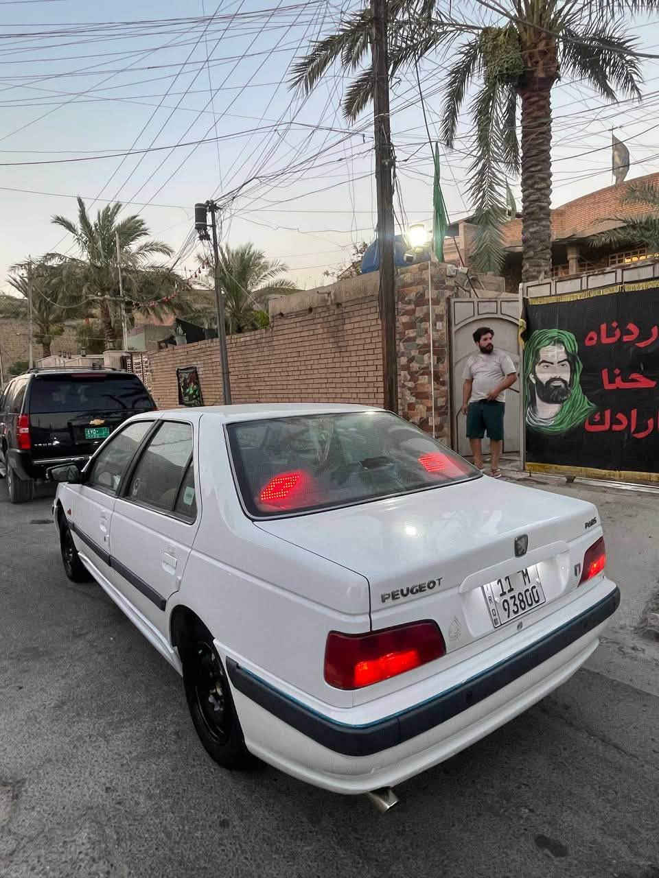 بيجو بارص م٢٠١٧  رقم بغداد
سياره حلوه جاهزه من كلشي تخم تاير جديد صدر جديد تبريد ثلج لا ضربه ولا صبغ 
سياره باسمي سنويه جديده  مكاني بغداد وشراي يتصل ***********
