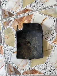 قبق باتري 0.8  قبق كلجات تفصيخ 0.10  ماسكه تلفون جلد اصليه صناعته الما...