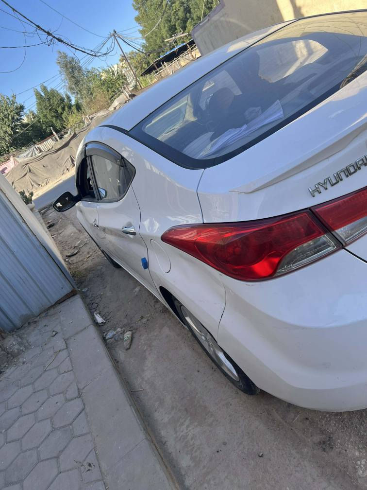 سلام عليكم هونداي النترا موديل 14 سيارة جاهزة من كلشي رقم اربيل وكالة او تحويل 
بيهة بنيد صبغ اثر تشليع صبغ فقط مكفولة من الحادث محرك ١٦٠٠ جديد مكان السيارة نجف السعر 110 
*********** النجف, العراق
