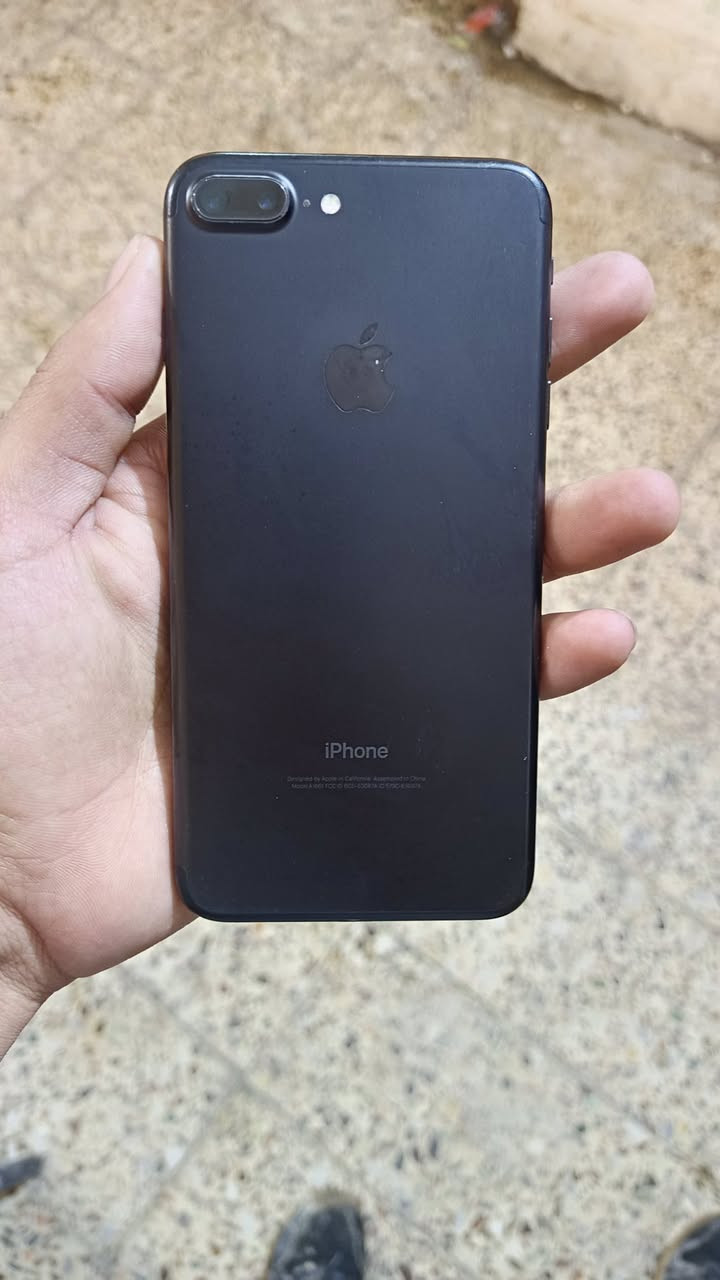 ‏سلام عليكم جهاز للبيع iPhone 7 ‏ ‏جهاز أمراء أس ‏ ‏بطارية 100 بس الجهاز بدل البطارية ‏تعال خاص ‏البطارية 100 ‏الجهاز ما يصرف البطارية جديدة ‏الجهاز كله يشتغل ‏بس البطارية من بدل بالجهاز ‏ذاكرة 128 ***********

