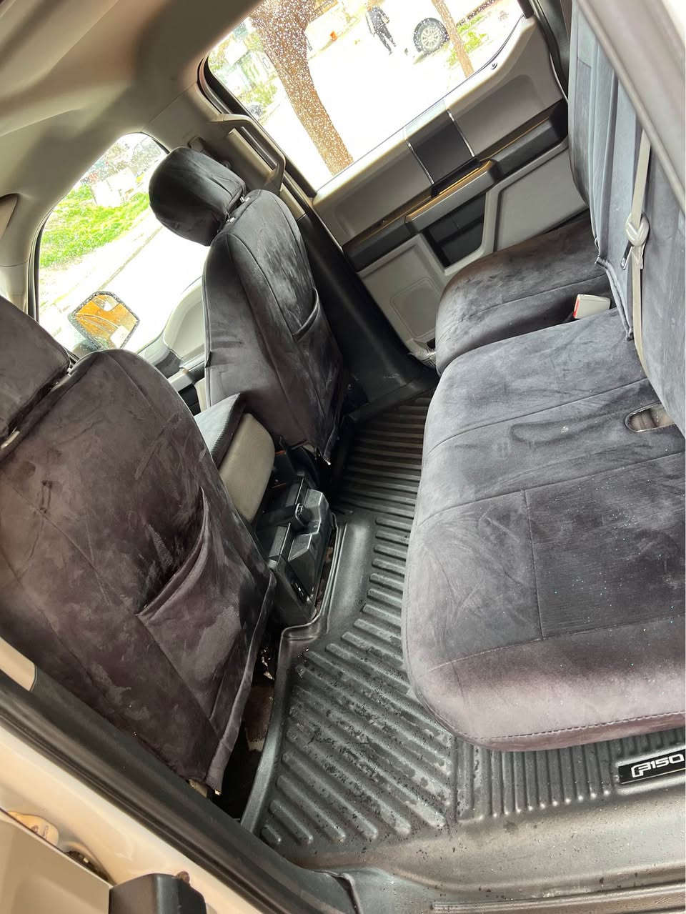 فورد f150 
مواسفات كندي
موديل٢٠١٩
جاملخ نوس سبوخ بيدون دواخل بدون ايرباگ
گيرمحرك شرت 
‏*********** السليمانية, العراق
