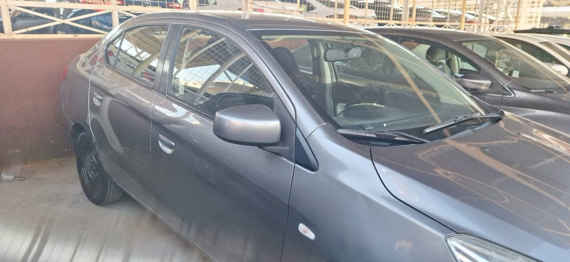 ميراج 2017
***********
3 قطع خلفي صبغ بدون دواخل
كير ومكينة نظيف
محرك 3 بستن
السعر 75 و مجال
المكان دهوك
