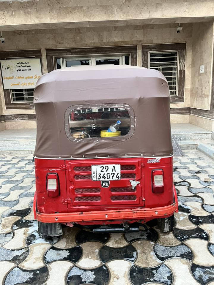 يالله السلام عليكم 
تكتك موديل ١٨ مكينه عشرين بعدها علسحك
تكتك ماعوزها شي مكاني كوت سعر ٤٩٠٠ من ايدك للشارع للتواصل ***********
