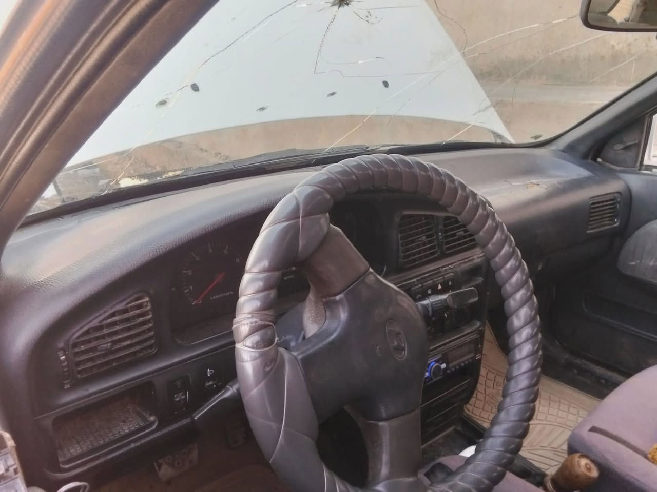 سلام عليكم  سياره للبيع انتره موديل 92
جاهزه رقم فحص نينوه
السعر 17بيه مجال 
***********
