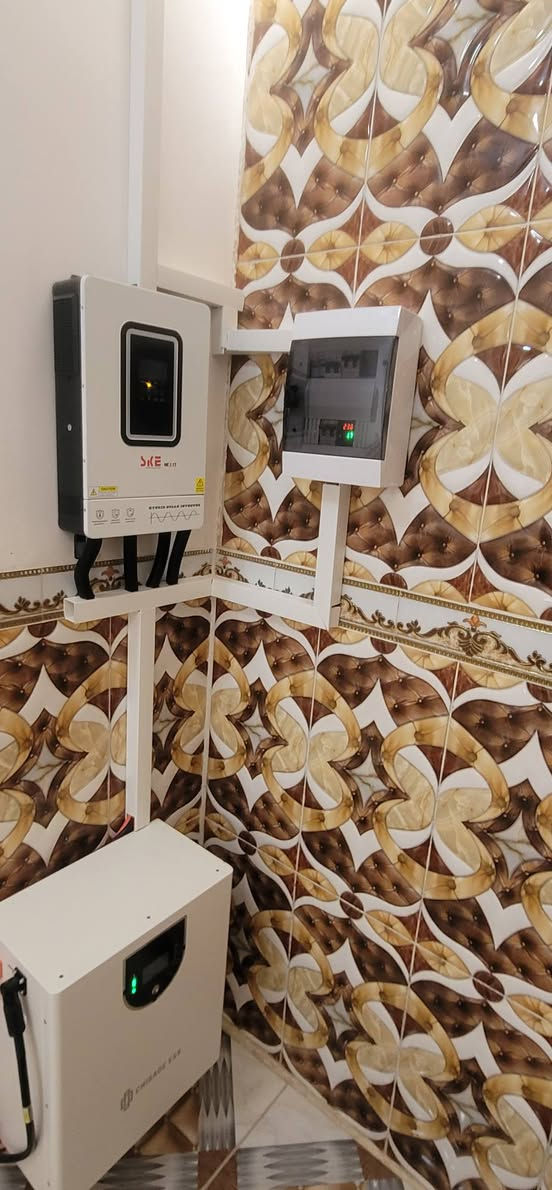 مكتب البيت المعاصر للبناء والتصاميم الهندسية ...
قسم الطاقة الشمسية ...

هل تبحث عن حلم استمرار الكهرباء إلى واقع؟ مكتب البيت المعاصر يوفر لك خدمات متميزة في حلول الطاقة النظيفة (الطاقة الشمسية ) بجودة عالية وذات شركات رصينة وبضمان حقيقي .

🔹 خدماتنا:
- تجهيز ونصب كافة المنظومات بسعات مختلفة حسب حاجة وطلب الزبون وبأسعار تنافسية .
- تصاميم بوردات حماية للمنازل والمحلات التجارية والمعامل تناسب احتياجاتك.
- مخططات كهربائية .

بادارة : المهندس حسين جابر السعدي

📞 اتصل بنا الآن:  
***********

مكتب البيت المعاصر هو خيارك الافضل في ديالى.
الموقع : (٦١) 
نصب منظومة (٨) أمبير نهارا، (٨) أمبير ليلا 
الخالص - سعدية الشط .
للأخ : محمد ميزر  السعدي.
