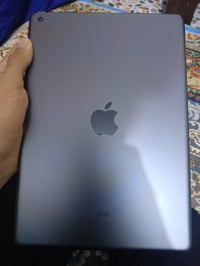 ايباد 9 للبيع  ذاكرة الايباد (64) مع ملحقاتة مستخدم شهرين نضافة 99 % ا...