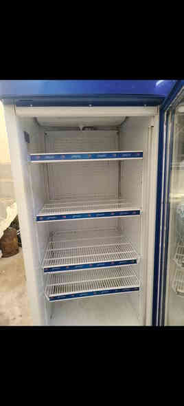 عارضة للبيع  تبريد وتجميد شرط عنوان موصل حي التاميم
***********
