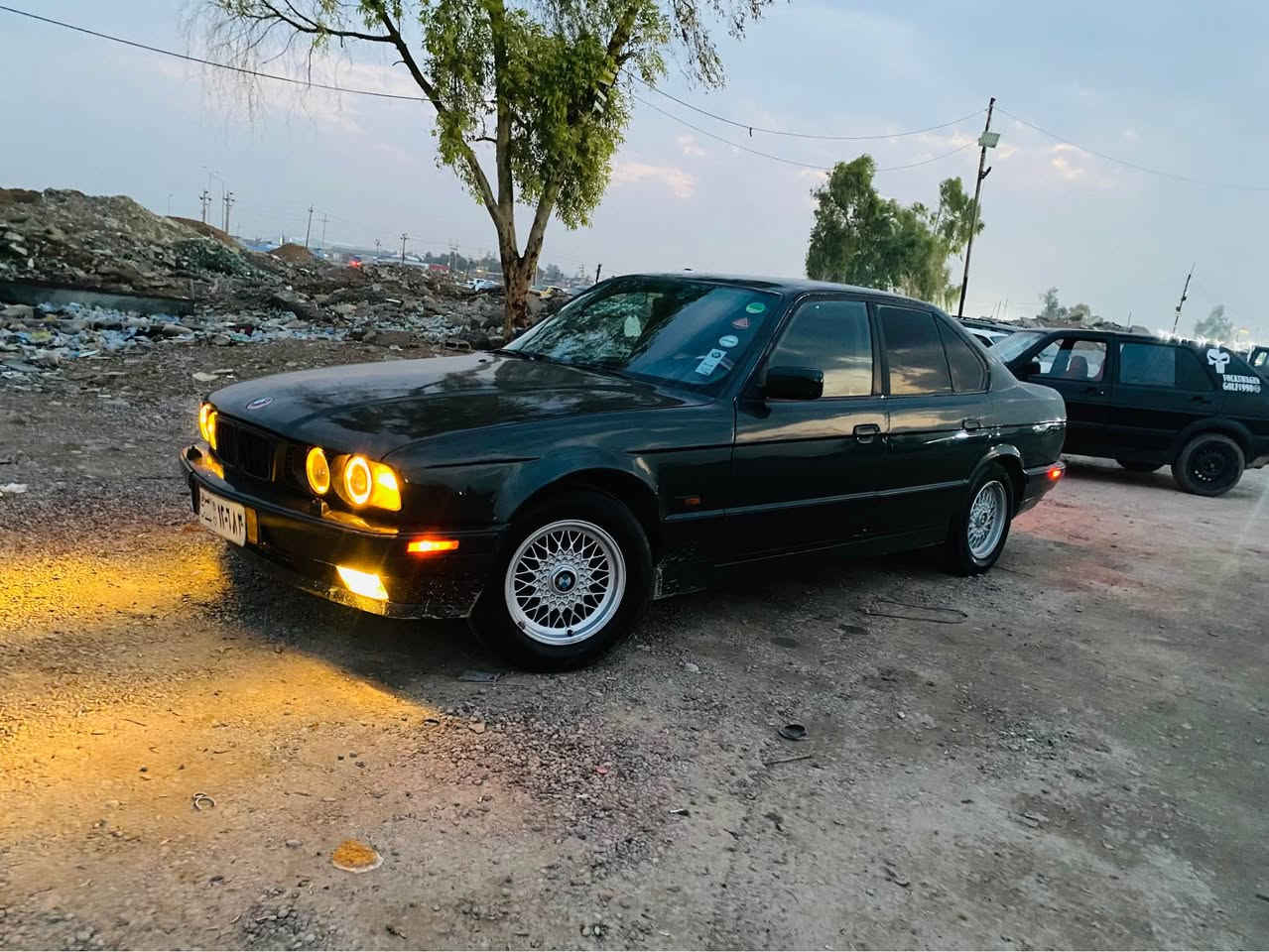 Bmw 525 گير تؤماتيك فول فوله به س سلايت نيه مؤ ديل ١٩٩٤ته قه و ره قه به شه رت گيرو مه كينه ي به شه رت ٤ جام كاره باي ئارم هه ولير ژ.م *********** أربيل, العراق
