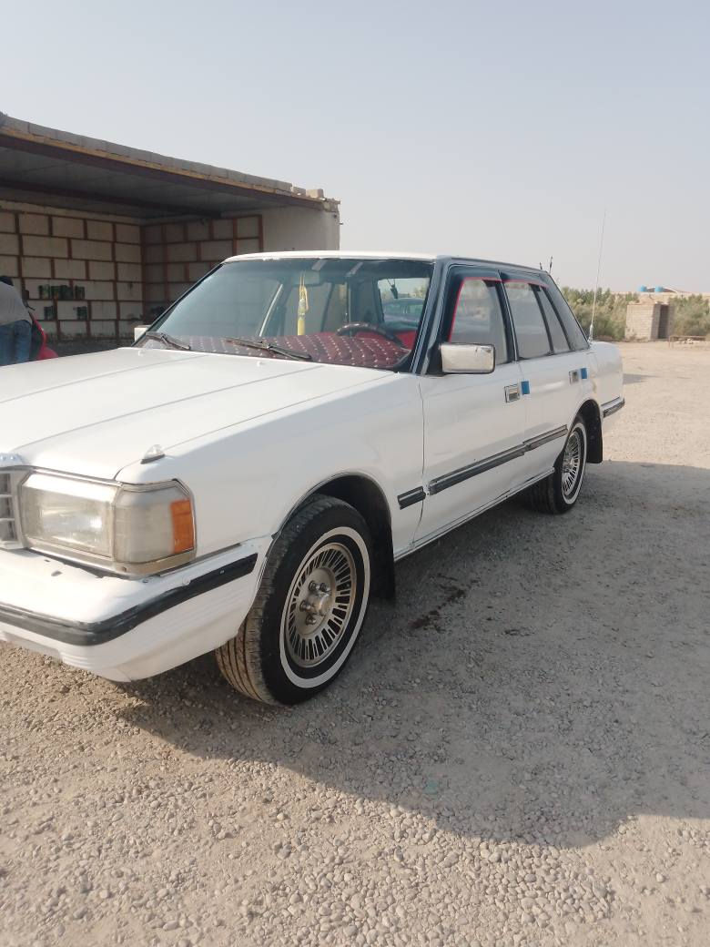 السلام عليكم.رمضان كريم
سوبر 85 رقم ديالى مشروع وطني مكينة وكير ثنين ونص ديلكو كفالة وشرط النظافة سنوية مجددة لسنة 2029 هزة جديدة تخم تاير جديد باتري جديد حدادية كاملة جديدة كهربائيات شغالة دواخل نظيفة  مكفولة من الضربة مصبوغة عام سعر ((36)) عنوان ناصرية *********** سوق الشيوخ, ذي قار
