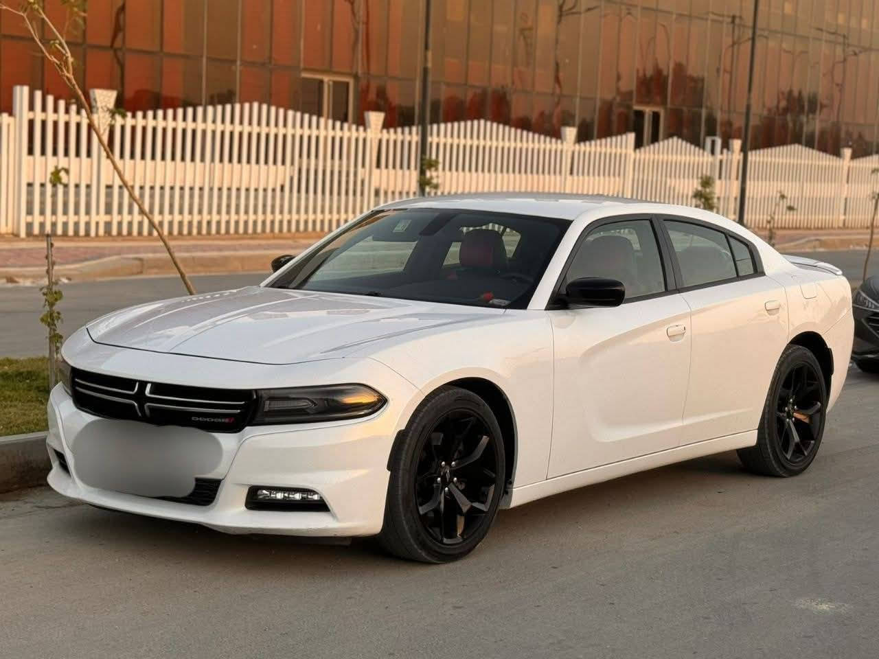 السلام عليكم
جارجر لبيع
رقمها بغداد
خليجي كفاله عامه 
موصفات اس اكس تي
السعر 232
***********
