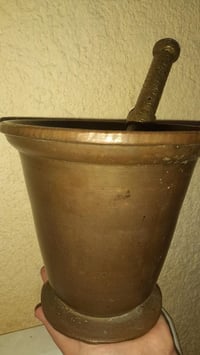 هاون نحاس • ثقيل • بغداد الامين