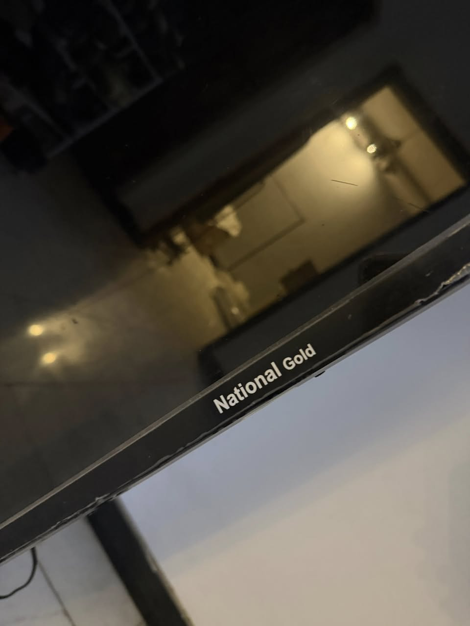 يالله بسم الله
__________
ستاند عرض ١٨٠ سم 
والطول ١٣٠ سم
___________
برده هوائية مستخدمه موسم واحد بس  ، البرده الهوائية قياس عرضها ٩٠ سم
_________
عرض رف البنطرون الابيض ٨٠ سم 
الطول ٢٥ سم
_________

حمالة رف ٦١ قطعة 
قياس ٣٠ سم
__________
رف وتعلاگه بنفس الوكت 
عرض ٦٠ سم 
طول ٣٠ سم 
عدد ٤
__________
رفوف عرض ٣٠ سم 
طول ٦٠ سم 
عدد ١٠
_________
رفوف ٣٠*١٠٠ 
العرض ٣٠ 
الطول متر
عدد ٥ 
_________
رف عدد ١ 
عرض ٣٠ سم 
طول ١٨٠ سم
_________
ستاند يو عدد ١٨ 
٣٠*٦٠ 
الطول ٣٠ سم 
العرض ٦٠ سم
_____ 
تعلاگه بدي عدد ١٨٠-٢٠٠ 
_________
مرايا جبيره 
العرض ١٢٠ سم 
الطول ٢٠٠ سم
________
مرايا صغيره 
_______ 
قراصه مال بجامه او بنطرون 
_______
شاشه تلفزيون حجم ٦٠ 
قليل مستخدمة 
________ 
للاستفسار //// 
*********** 
***********
