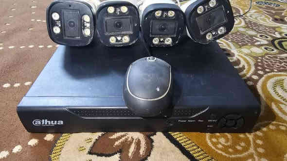 كامرات دهوة مع بلازما ال جي شغالات على الفحص مكان حي الوفاء السعر مناسب ***********
