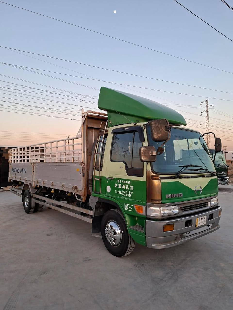 سلام عليكم هينو انكر للبيع موديل 96 اصل رقم بغداد تحويل مكينه 80 فووول عادي طول سته وربع تخم تاير مكفوله كفاله عامه العنوان واسط الصويرة ***********
