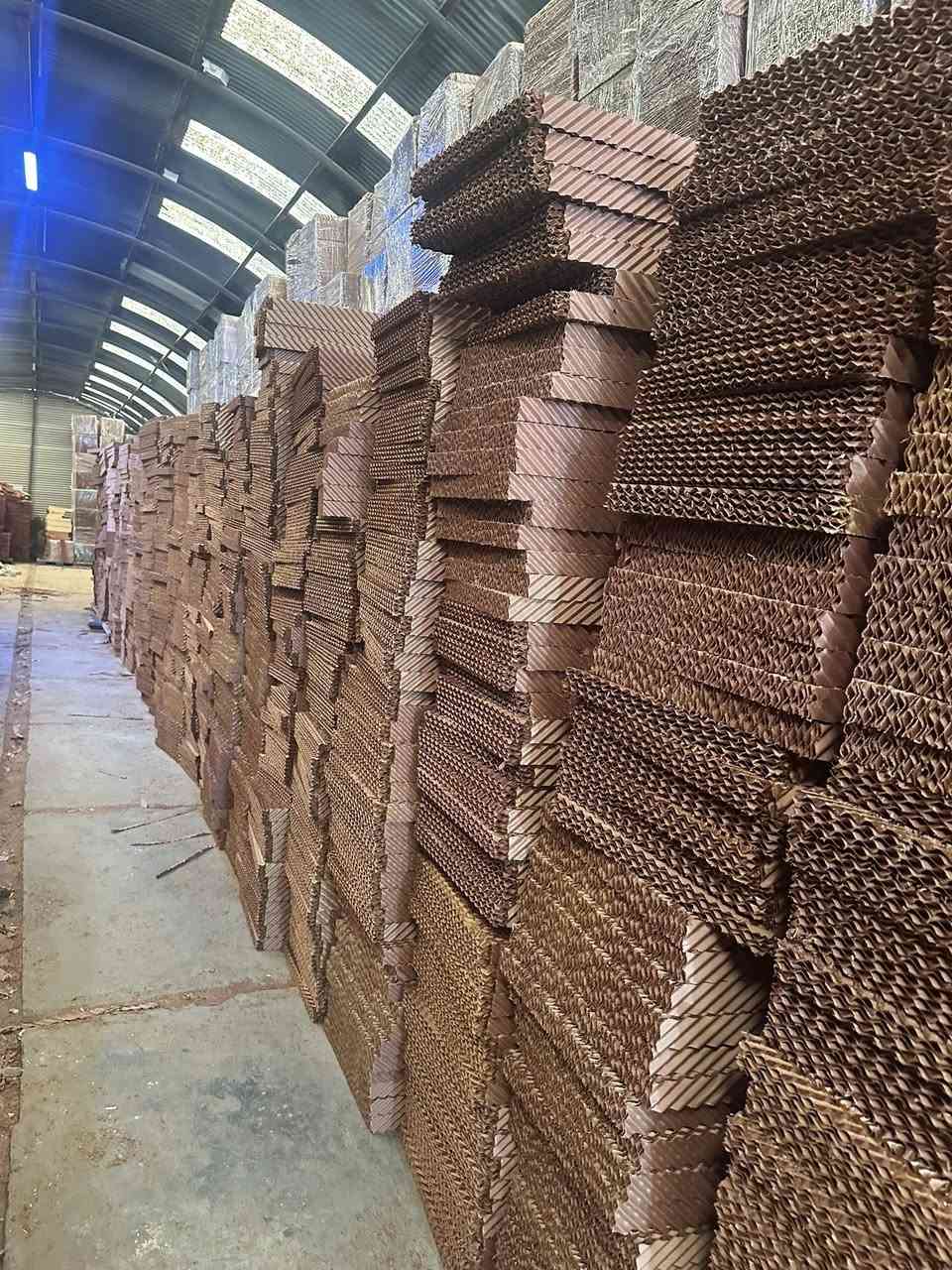 بفضل الله…
الانتاج الجديد 
معمل الريان لانتاج الحلفه الكارتونيه
جوده عاليه وضمان اي قطعه خاليه من العيوب
خاليه من الروائح الكريهه
للمبردات ومشاريع الدواجن
للطلب والاستفسار
***********
***********
