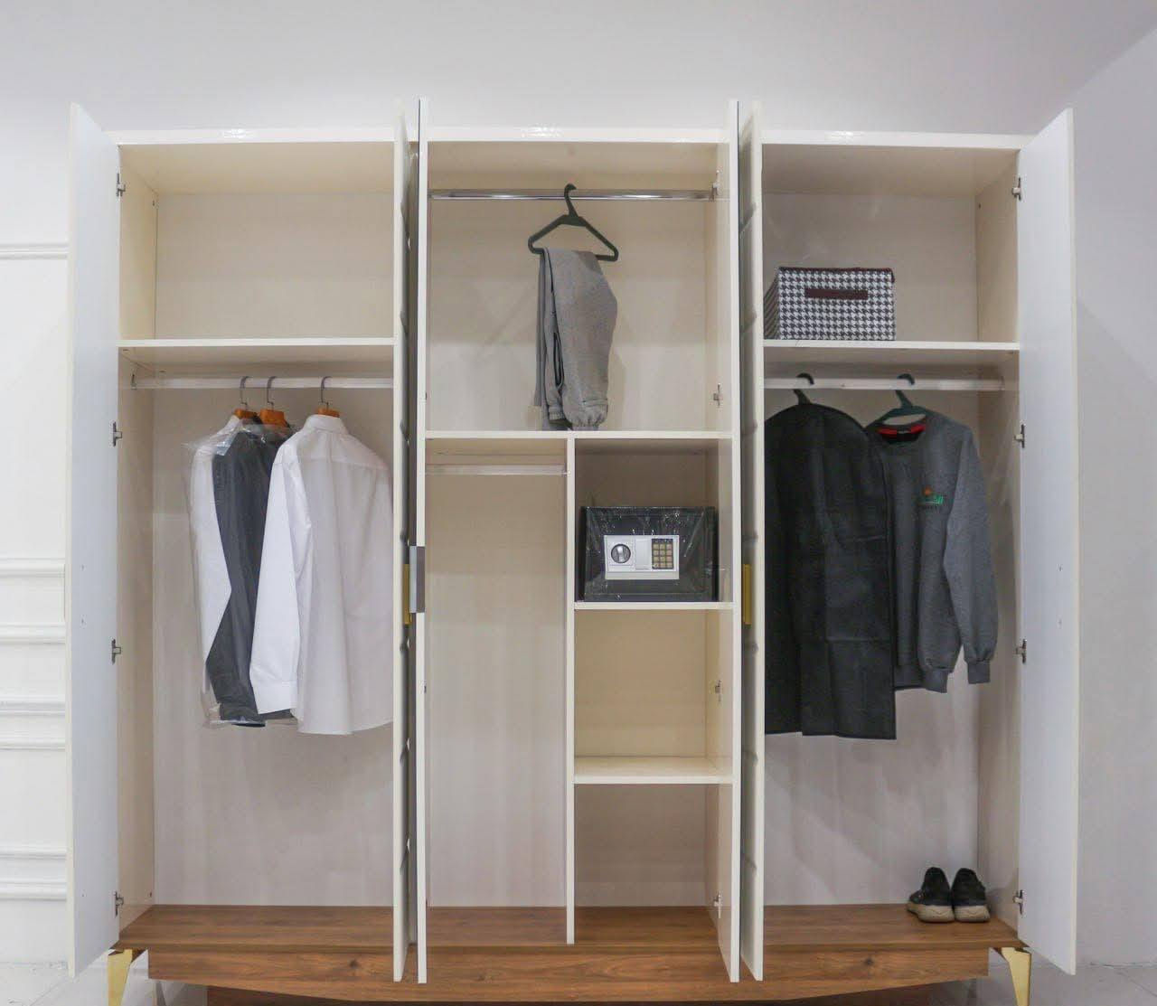 السلام عليكم غرفة نوم جديد للبيع مكاني بغداد حي الرساله الثالثه قرب شارع الضغط ***********
