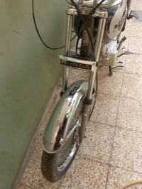 دراجة نارية • ٤٠٠