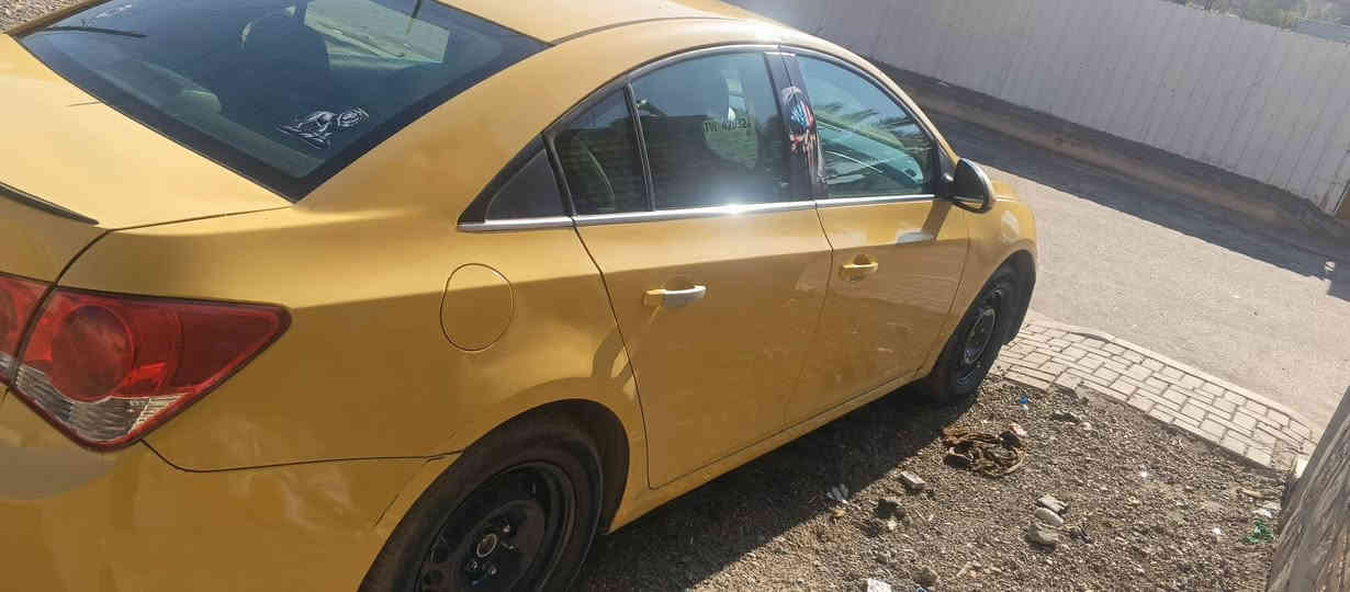 السلام وعليكم شوفر كروز 2013 وراد امريكي تيربو سياره خير من الله تخم تاير جدد كهربايات كلها شغاله مصفره هيئه وعرامات سياره بسمي بغداد السعر ،65وبيها مجال لاتصال ***********
