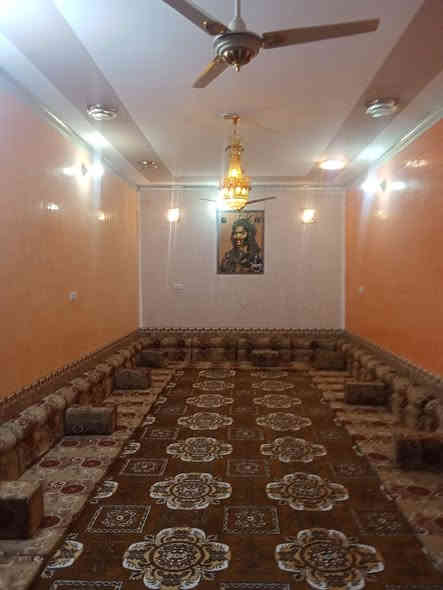 بيت لبيع مساحه 200 متر صب كونكريت حي الفداء فرع الصيدلية بدور سعر 185 ويرهم عل مباره  استفسار ***********
