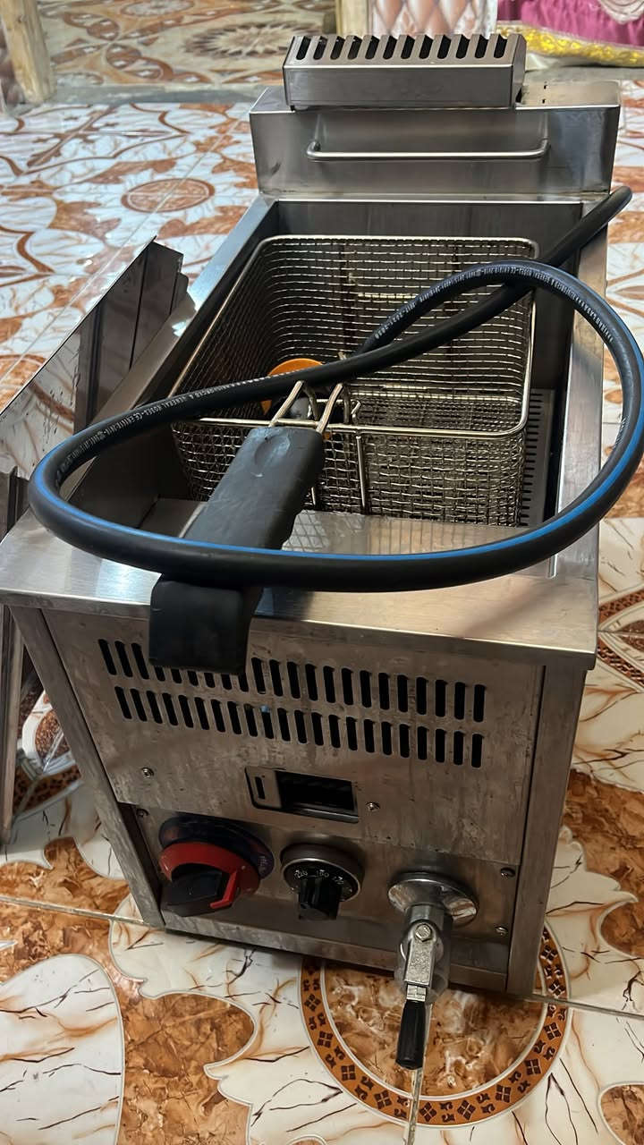 قلايه للبيع بسعر مناسب


**إذا كنت صاحب هذا الإعلان وتريد حذفه لأي سبب، رجاءا أرسل رسالة إلى الدعم الفني**